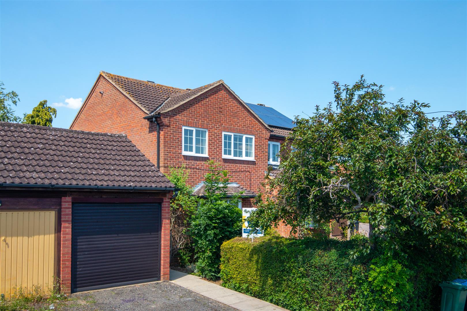 Vyne Crescent, Great Holm, Milton Keynes